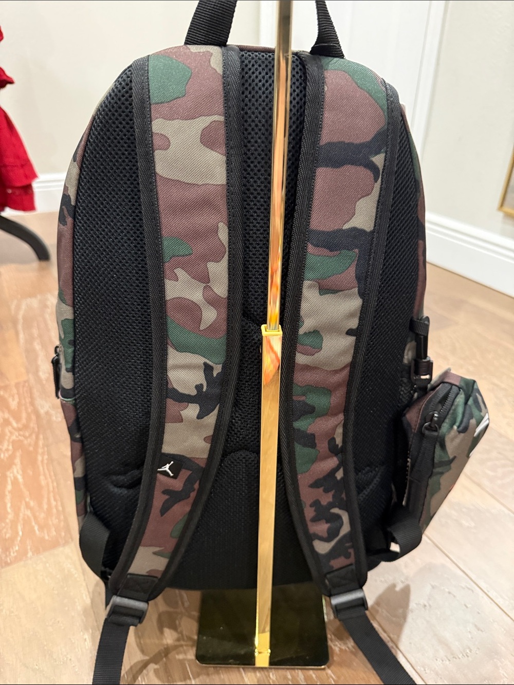 Jordan Camo Backpack with Red Jumpman Watter Bottle Picket and Pencil Bag - Picture 5 of 10